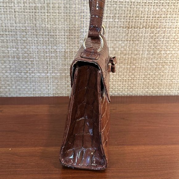 🌟HP🌟VTG 1990s Faux Brown Croco Vinyl Satchel Style Handbag by Liz Claiborne - Picture 11 of 14